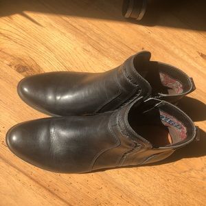 Rockport waterproof boots